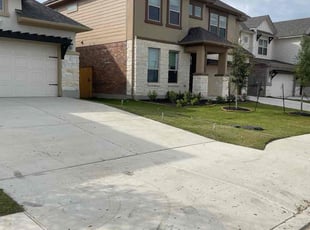 GEYSI R.'s Lawn Mowing service result