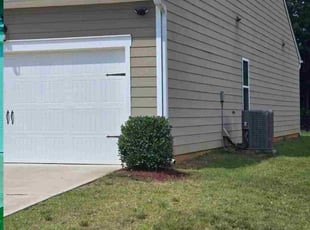 Bush Trimming by Abdiel Carral for Rahmel M. in Villa Rica, GA