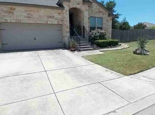 Hal L.'s Lawn Maintenance service result