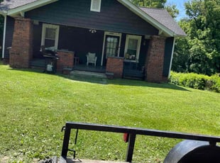 andrew b.'s Lawn Mowing service result