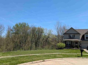 Bush Trimming by Matthew White for Jonathan Y. in North Royalton, OH