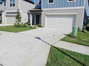 Monique R.'s Lawn Mowing service result