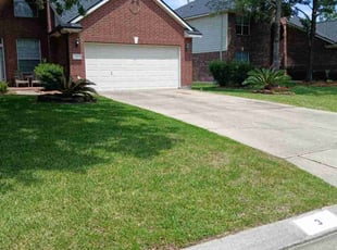 Amy S.'s Lawn Care service result
