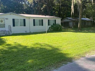 Brian Y.'s Lawn Mowing service result