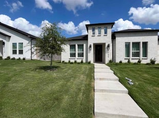 Lee P.'s Yard Cutting service result