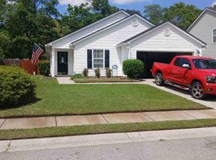 Sandra L.'s Lawn Mowing service result
