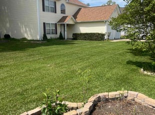 Erin M.'s Grass Cutting service result