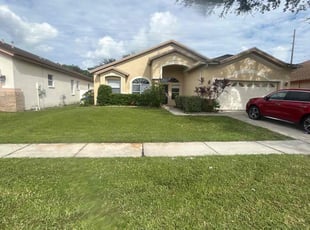 Krystal B.'s Lawn Care service result