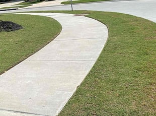 Lori T.'s Lawn Service service result