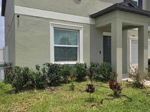 Bush Trimming by Steven Gatlin for Aishwarya m. in Bartow, FL