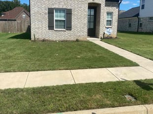 Jolene S.'s Grass Cutting service result