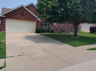 Lloyd R.'s Grass Cutting service result