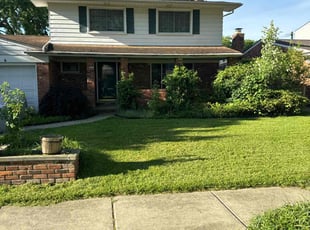 Richard R.'s Lawn Maintenance service result