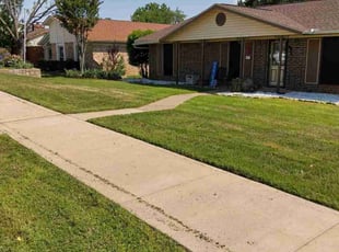 Yolanda F.'s Lawn Maintenance service result