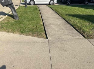 Huy N.'s Lawn Care service result