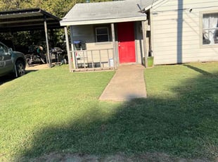 Lori L.'s Lawn Care service result