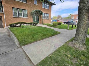 Kim P.'s Lawn Mowing service result