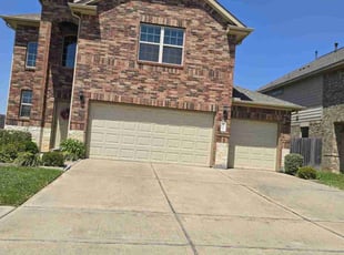Tina B.'s Lawn Maintenance service result