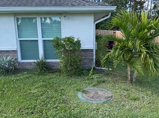 Bush Trimming by Arthur Grant for Alex K. in Port St. Lucie, FL