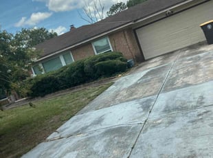 Bush Trimming by Bradly Reil for Bryce P. in Jacksonville, FL