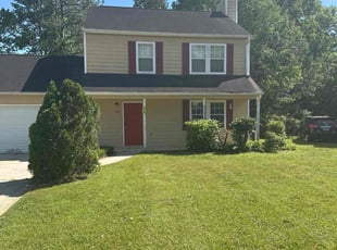 Bush Trimming by shavonne johnson for Jessica b. in Mableton, GA