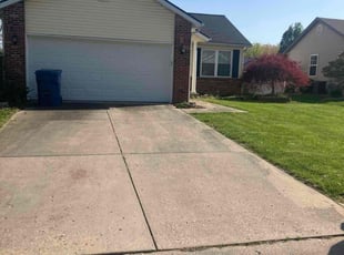 Andrea Z.'s Grass Cutting service result