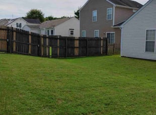 Tracy L.'s Lawn Service service result