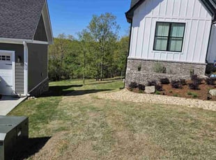 Gwenn H.'s Lawn Maintenance service result