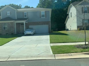 Lisa S.'s Lawn Care service result