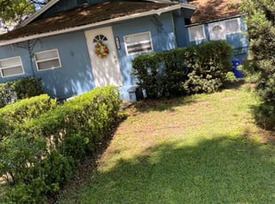 Bush Trimming by Rupert Mclendon for Michael B. in Tampa, FL