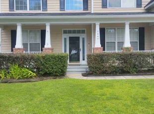 Bush Trimming by Matthew Hooker for Ron J. in Summerville, SC