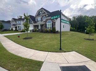 Maria H.'s Lawn Service service result