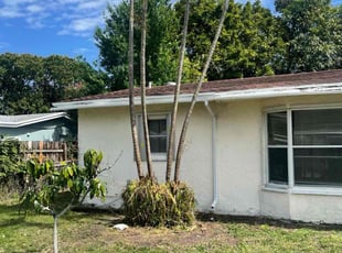 Bush Trimming by Charles Walton for Nicole R. in West Palm Beach, FL