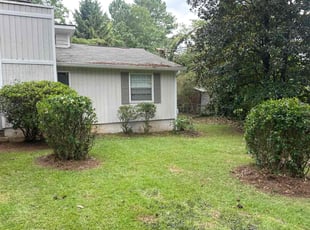 Bush Trimming by Anthony Stewart for Mellissa F. in Jonesboro, GA