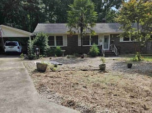Weeding by Metrius Lloyd for Jared B. in York, SC