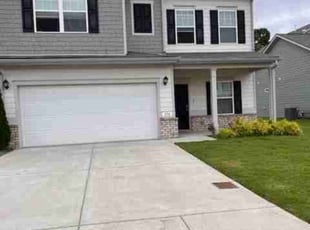 Darrel D.'s Lawn Service service result