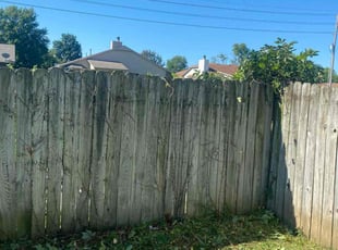 Bush Trimming by Aaron Haight for Robert B. in Broken Arrow, OK