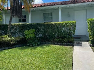 Bush Trimming by Kenneth Swayne Jr for Brian W. in Miami, FL