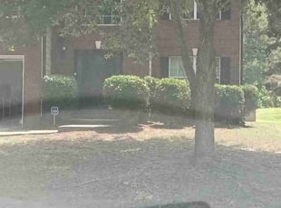 Bush Trimming by Dante Bradford for Thillip H. in Fairburn, GA