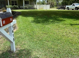 Lauren & Peyton W.'s Lawn Care service result