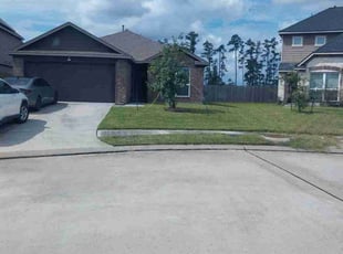 Kristin F.'s Lawn Maintenance service result