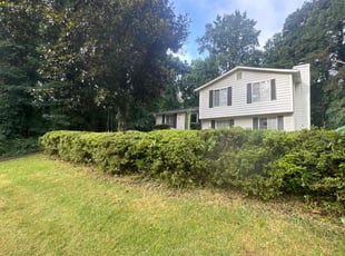 Bush Trimming by William Perez for Vicki C. in Duluth, GA