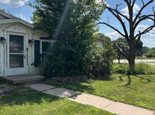 Bush Trimming by David Dangler for Alicia D. in Lansing, MI