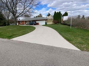 Holly K.'s Lawn Mowing service result