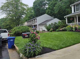 Lori W.'s Lawn Care service result