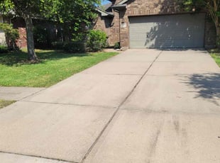 April M.'s Lawn Maintenance service result