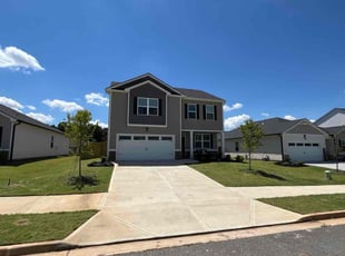 Retha J.'s Lawn Service service result