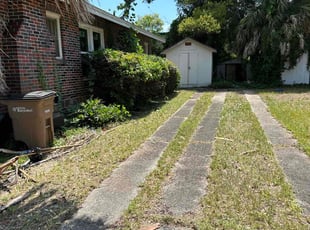 Bush Trimming by Travis Frederickson for Michael K. in Pensacola, FL