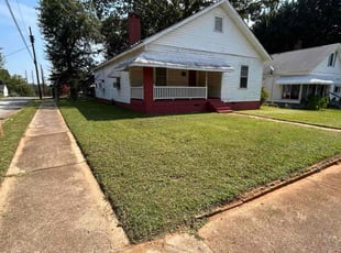 Anitra B.'s Lawn Mowing service result