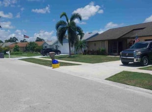 Lindsay A.'s Lawn Service service result